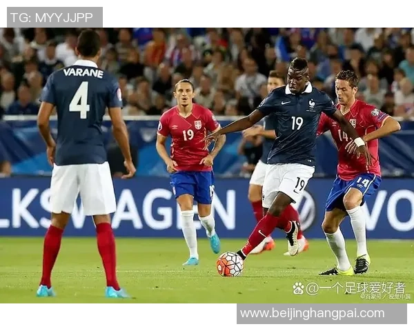 欧预赛激战希腊对阵芬兰双方全力争胜展现足球魅力